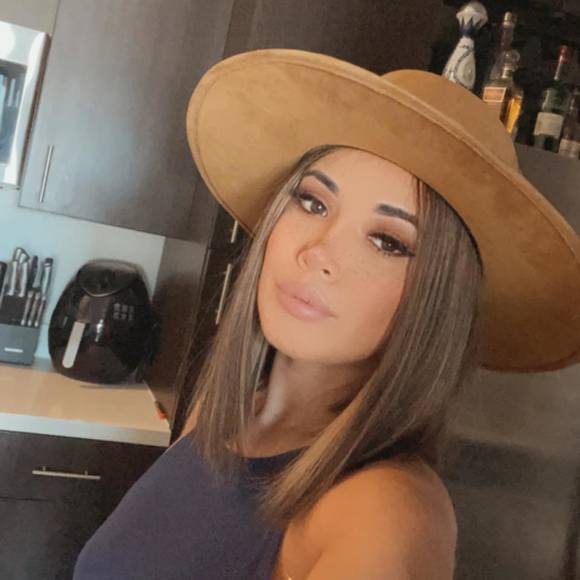kimberlyyv04